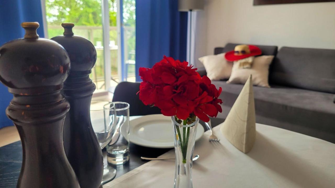 Apartamenty Lambert Устроне-Морске Экстерьер фото